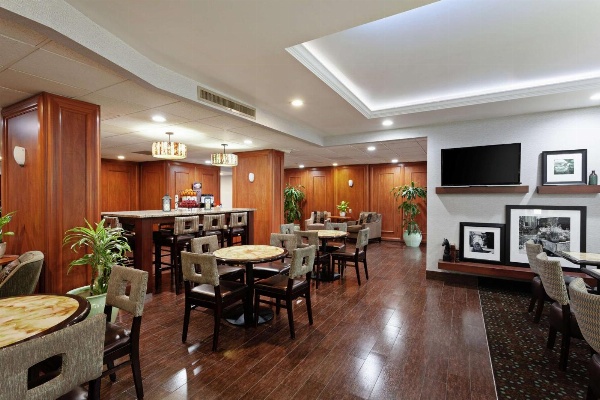 Hampton Inn Los Angeles/Arcadia image 4